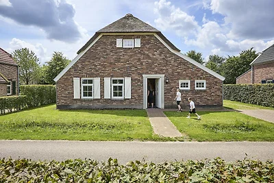 Leuke villa met sauna in Limburg