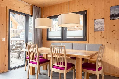 Grazioso chalet con vasca idromassaggio