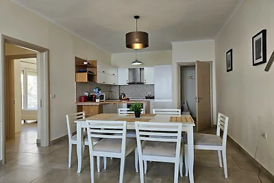 Stijlvol appartement met 2 slaapkamers in...