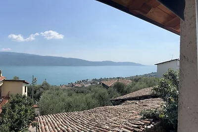 Casa de vacaciones en Gargnano con piscina.