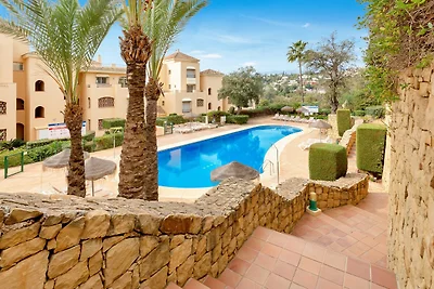 Charmante villa met terras
