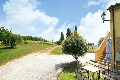 Charmantes Ferienhaus in Collesalvetti mit...