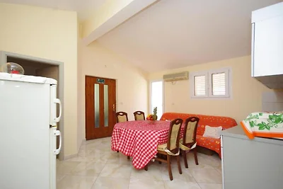 Apartments Ribarević - Three Bedroom Apartmen...