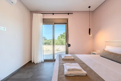 Villa in Viran Episkopi mit Privatpool