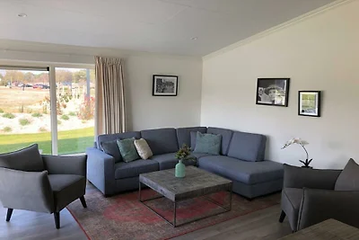 Ferienhaus in Mol mit Terrasse und Wifi