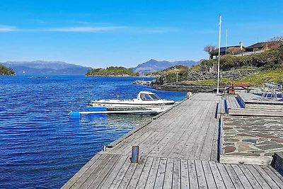 7 Personen Ferienhaus in Sjernarøy