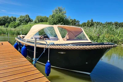 Hausboot in Łazy am Jamno-See und Meer