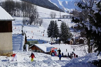 Appartamento a La Chal vicino alle piste da...