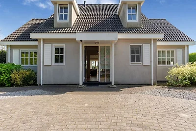 Villa esclusiva a Zeewolde con terrazza
