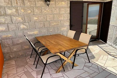 Apartments Leut - One-Bedroom Apartment with ...