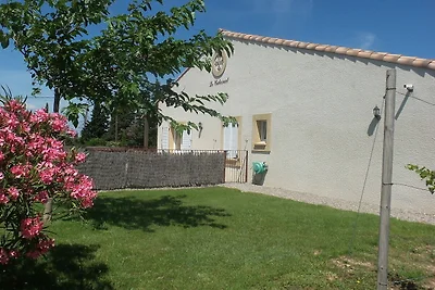 Confortevole villa con jacuzzi