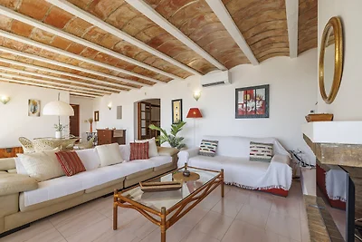 Can Cam – Malerische Villa mit Meerblick