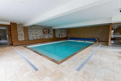 Bauernhaus in Ardennen bei Coo-Wasserfall