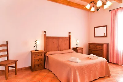 Haus in Campos mit Pool und Gartenblick