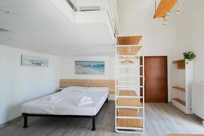 Torre Lama con balcone vista mare