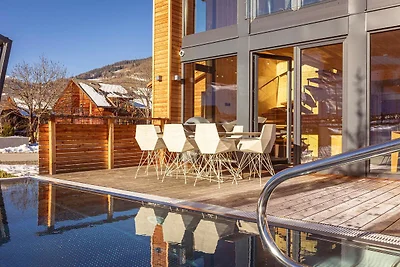Panorama-Ferienhaus mit Sauna und Pool