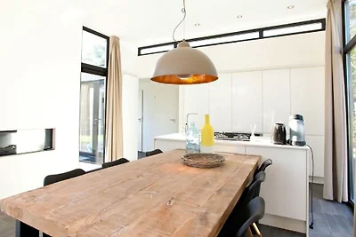 Modern chalet met afwasmachine, vlakbij de...