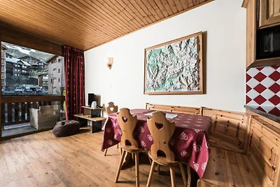 Komfortable Wohnung · Pistennähe · Balkon