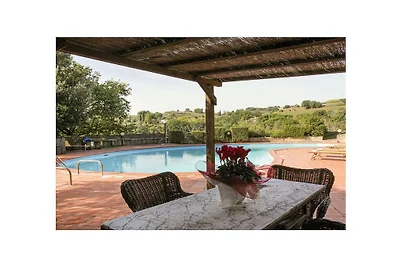 Villa in Riparbella met zwembad