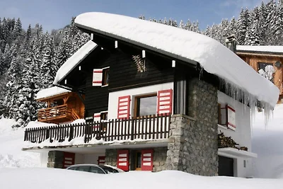 Chalet in der Nähe der Skipisten von Mont...