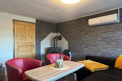 Ferienhaus mit Kamin in Sternberg