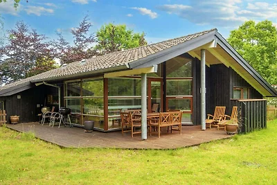 8 person holiday home in Glesborg