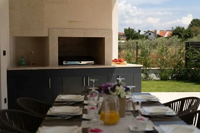 Villa in Nova Vas met terras