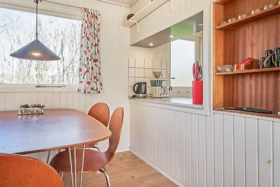 4 osob apartament w Aakirkeby-By Traum