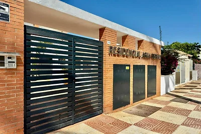 Schöne Wohnung mit Gemeinschaftspool, Sauna