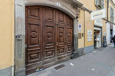 Wohnung in Torino mit Balkon und Parken