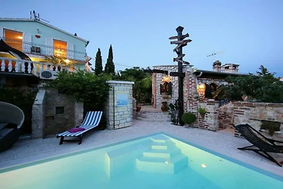 Rustical Villa VERDE with pool