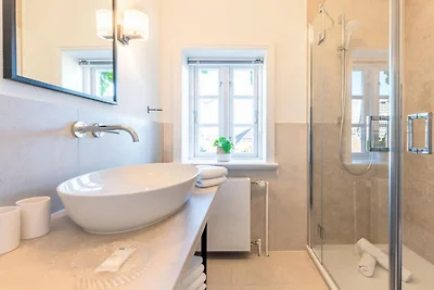 Wening-Hüs Wening-Hüs...,