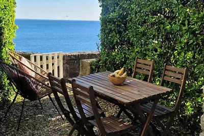 Ferienwohnung mit Meerblick, direkt am Strand
