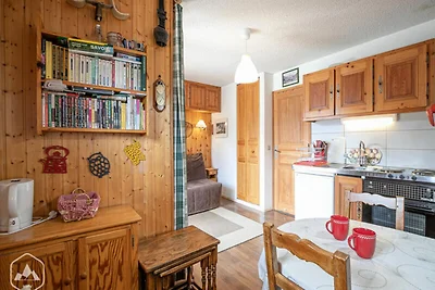 Gemütliches Studio mit Bergblick