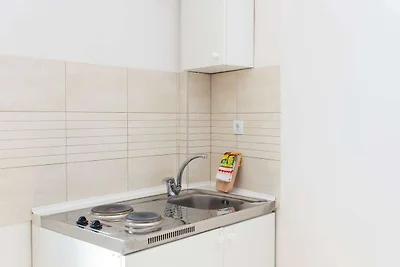 Apartments Ljubimir - Comfort One-Bedroom Apa...