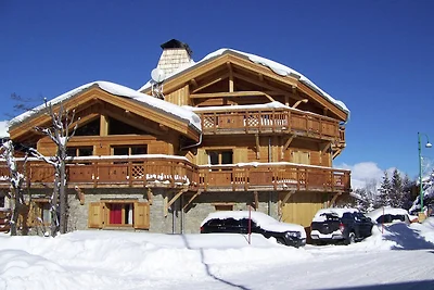 Chalet mit Kamin nur 50m von den Pisten...