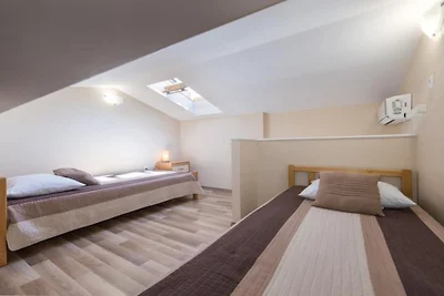 Apartments Nmn - Studio Apartment with Balcon...