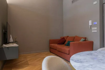 Wohnung in Torino mit Balkon und Parken