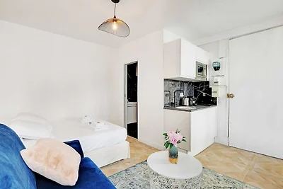 Super Studio - Place de la Bastille