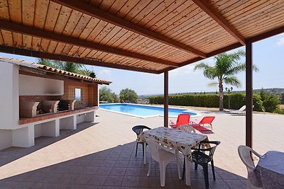Ferienhaus mit Privatpool, Floridia