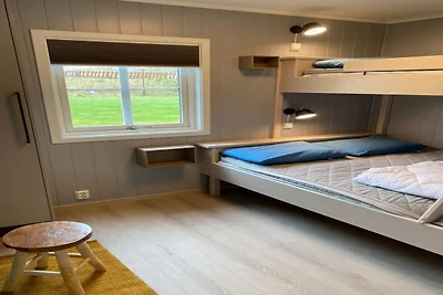 Ferienhaus in Kinsarvik mit Meerblick