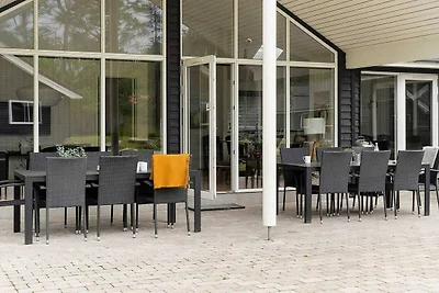 16 persone case ad Væggerløse