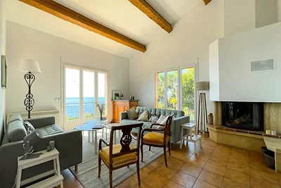 Familienvilla mit einzigartigem Meerblick