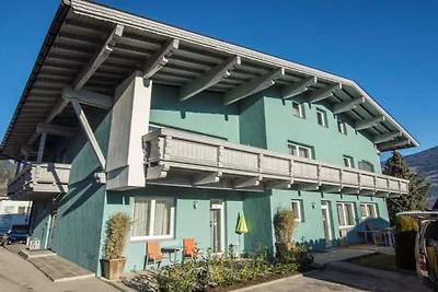 Vakantieappartement in Fügen met zwembad