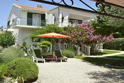 MY DALMATIA - Beach apartment Jadrija