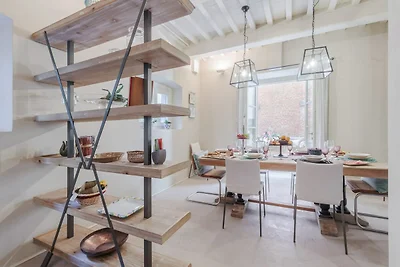 Wohnung in Lucca mit privatem Garten