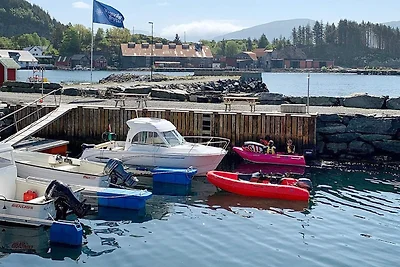 6 persone case ad MÅLØY