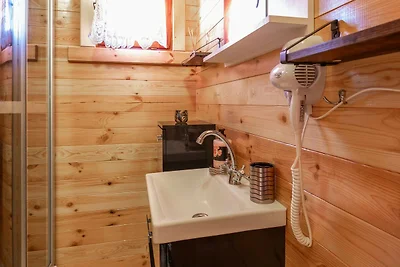 Ferienhäuser, Sauna und Whirlpool inbegriffen
