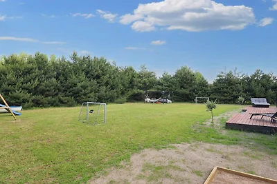 4 Sterne Ferienhaus in Væggerløse-By Traum