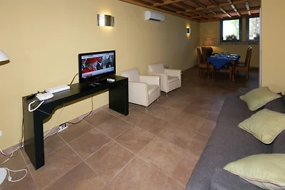 Hübsche Wohnung mit Pool in Lazise